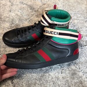 Gucci Black Sneakers with Green and Red Stripes